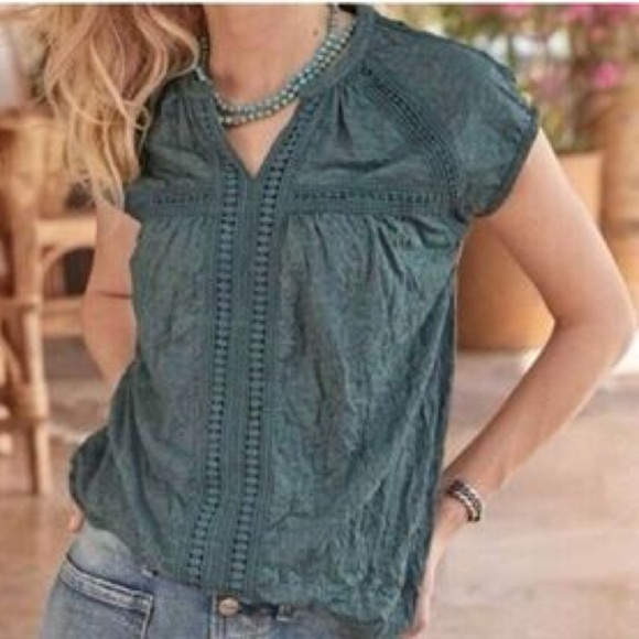 Sundance Romance Textured Short-Sleeve Tee Top Eyelet Lace-Trim Teal Size Small - Picture 1 of 7